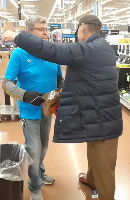 Veteran David Haave sharing love with Veterans 2022...